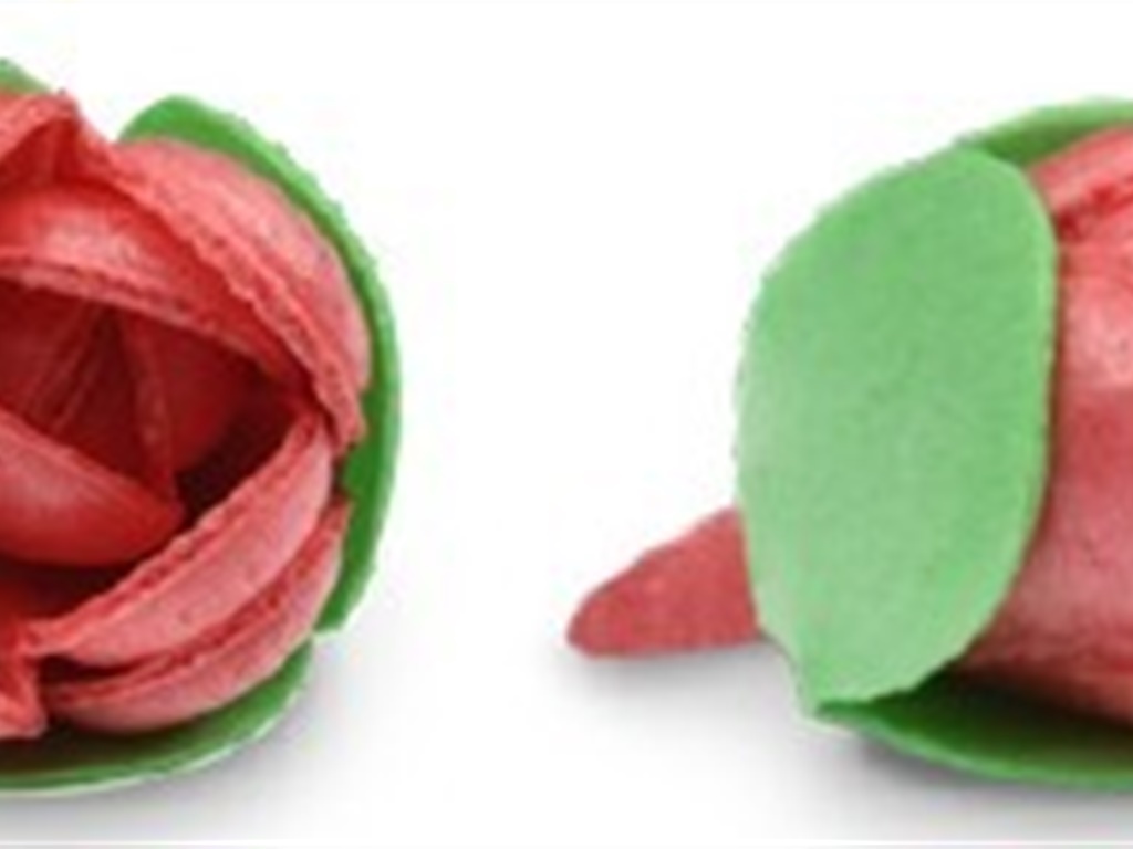 DEC CIALDA ROSA ROSSE CON 3 FOGLIE PZ 180