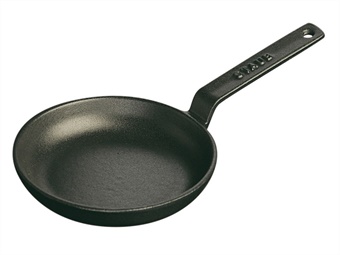 PADELLA MINI TONDA GHISA SMALTATA STAUB DIAMETRO CM 12 1 MANICO