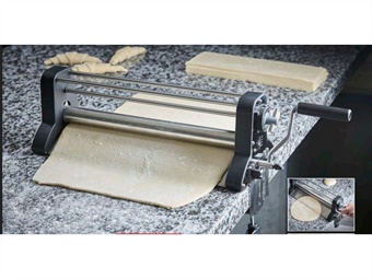 SFOGLIATRICE MANUALE CON RULLI INOX CM 34 SPESSORE DA MM 0,8 A MM 15